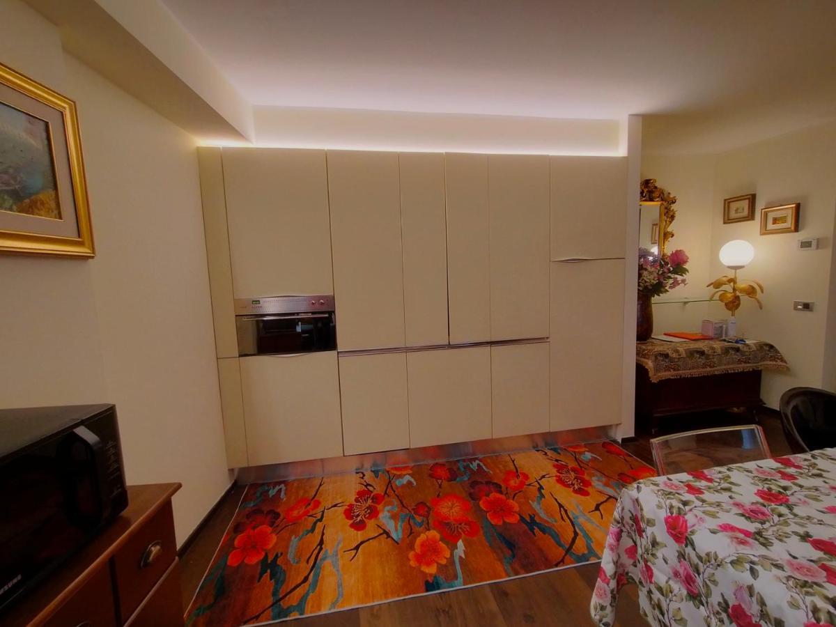 Verona City San Zeno Apartment ภายนอก รูปภาพ